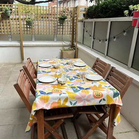 2 Avec Petit-dejeuner Homestay